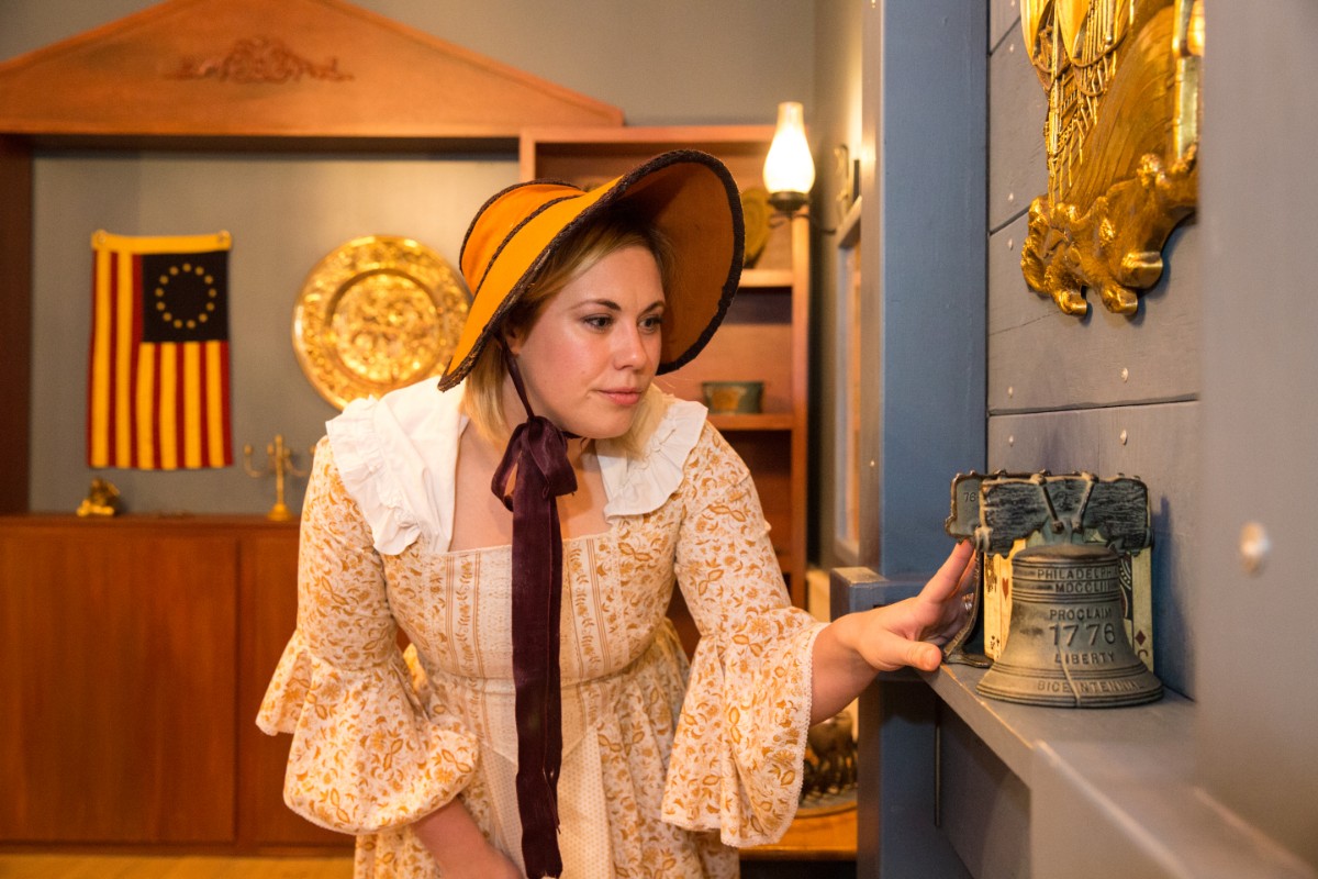 Visitor of Escape Room Mystery - Revolution Spies room